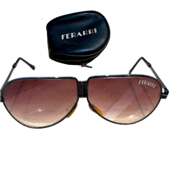 Ferrari Vintage Folding Black Aviator Sunglasses and Case , - Picture 1 of 5